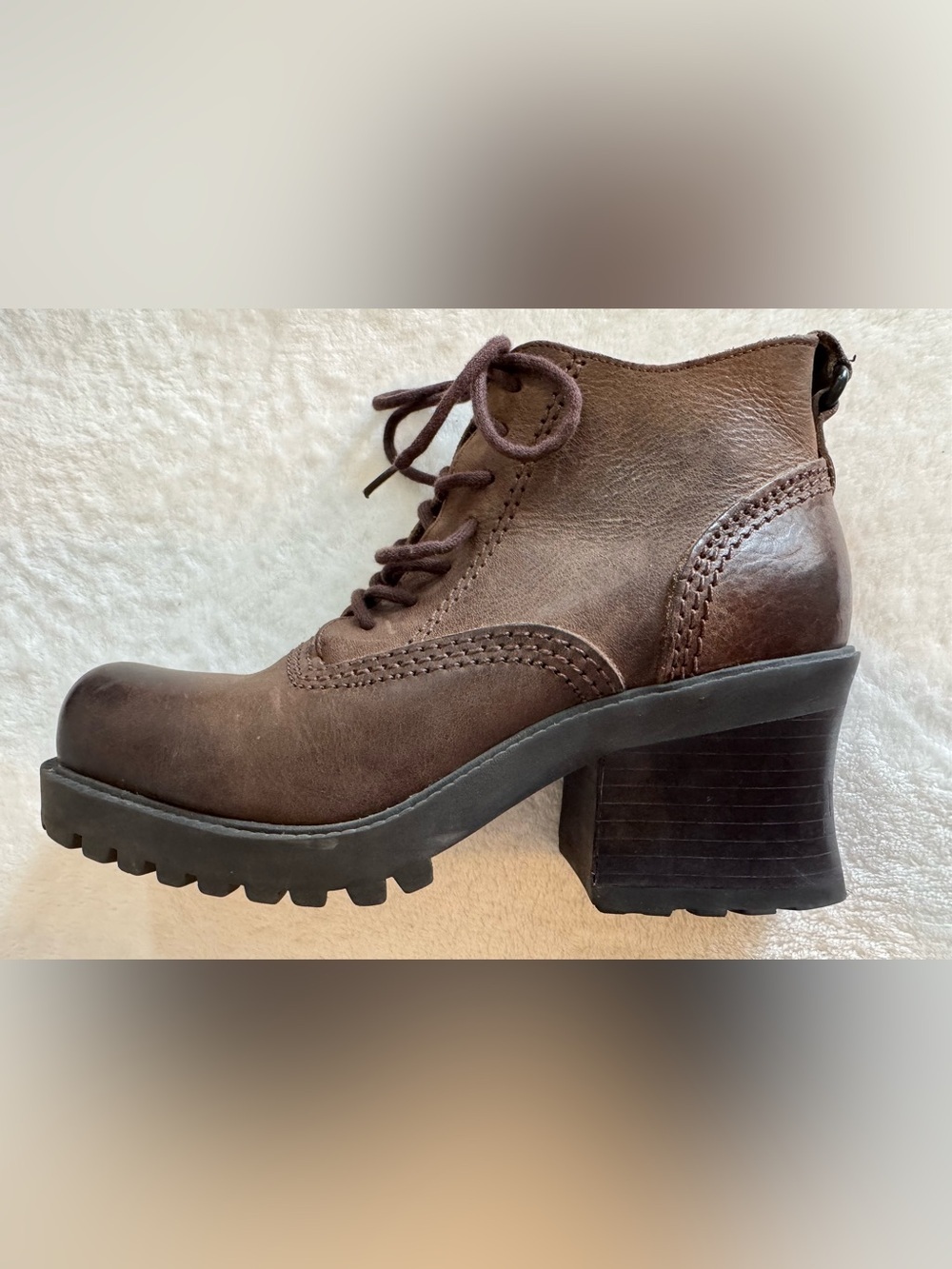 Mia Vintage Women’s Brown Leather Combat Boot Chunky Lug Sole Size 5